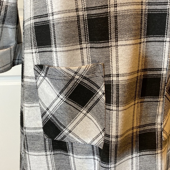 Black and Gray Checked Dress - Picture 5 of 5